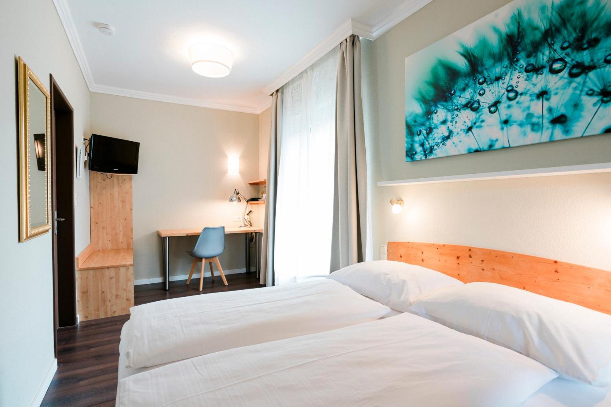 Hotel Villa Solln Munich Exterior photo